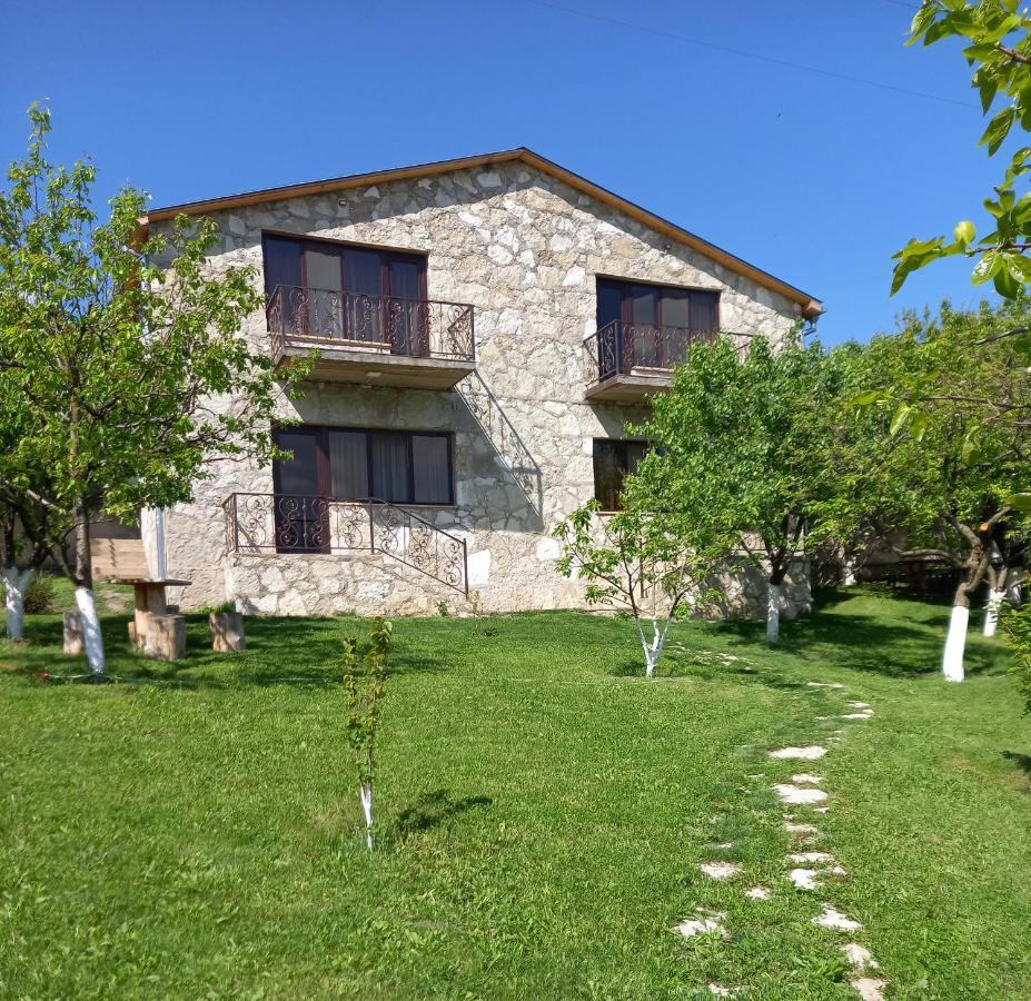 Guest House Ijevan'S Garden 外观 照片