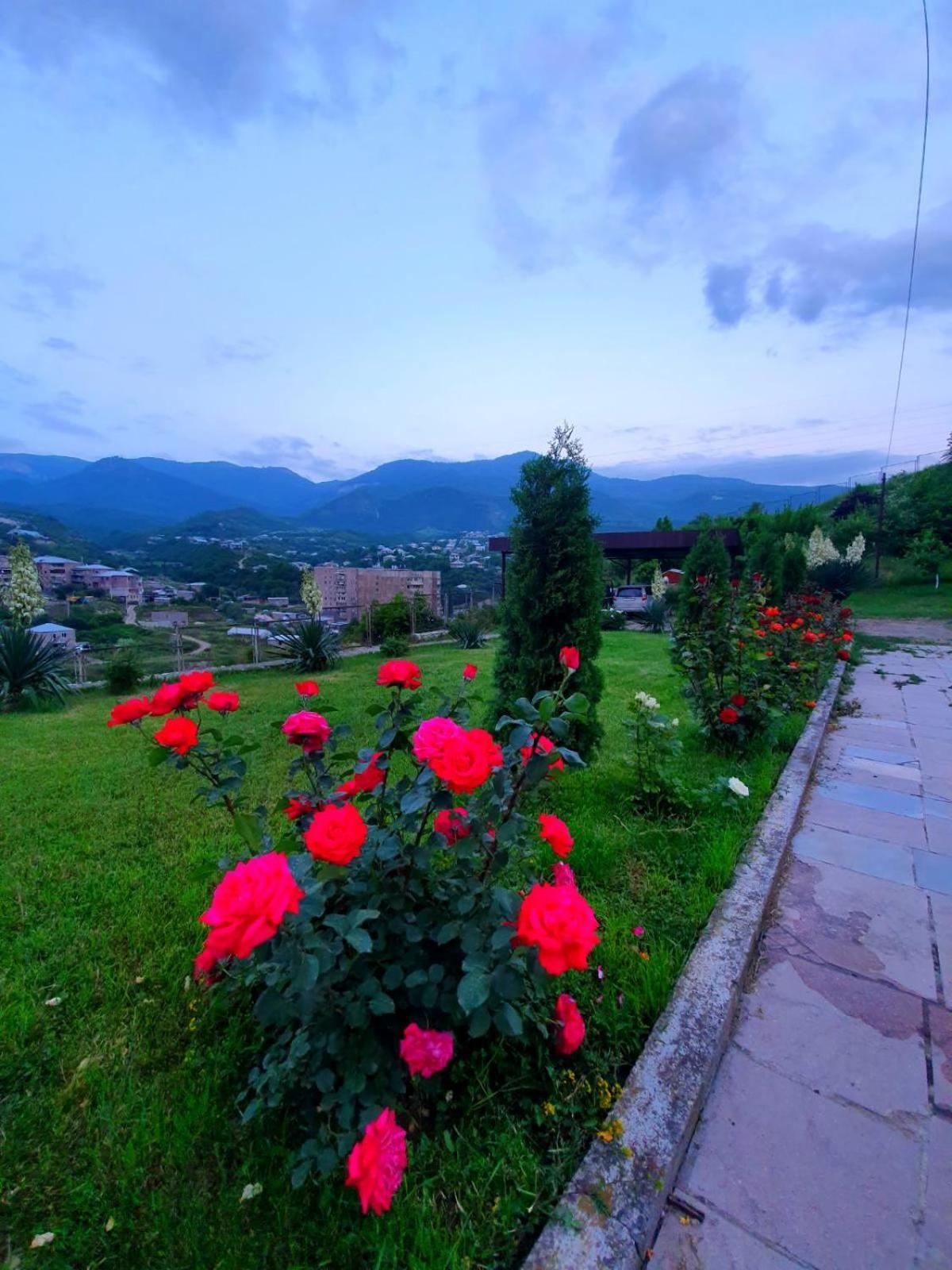 Guest House Ijevan'S Garden 外观 照片