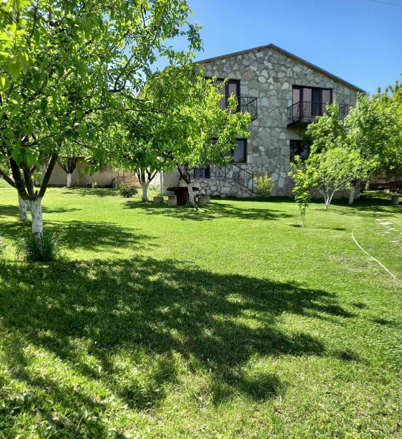 Guest House Ijevan'S Garden 外观 照片