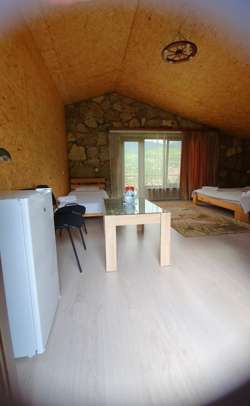Guest House Ijevan'S Garden 外观 照片