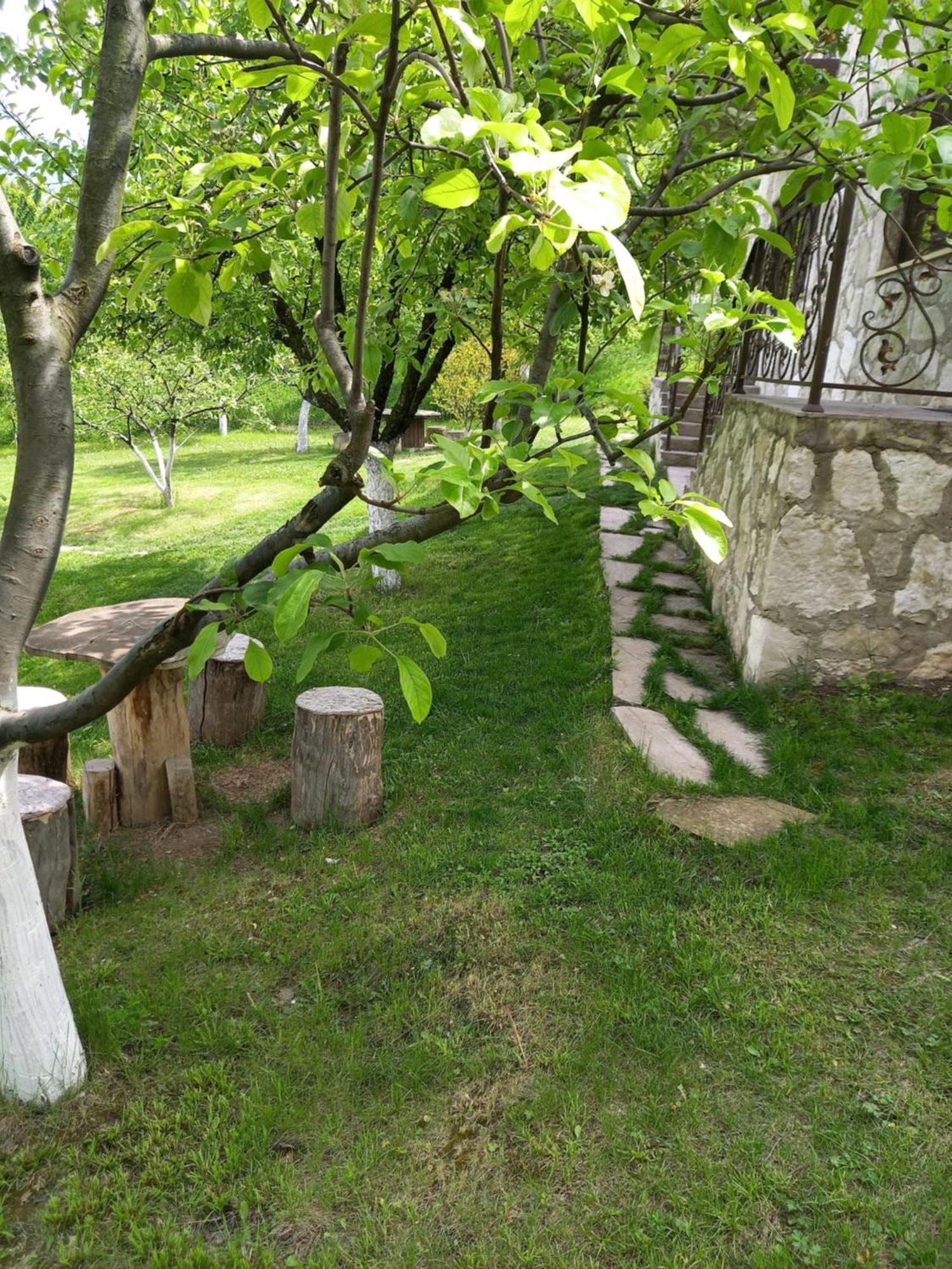 Guest House Ijevan'S Garden 外观 照片